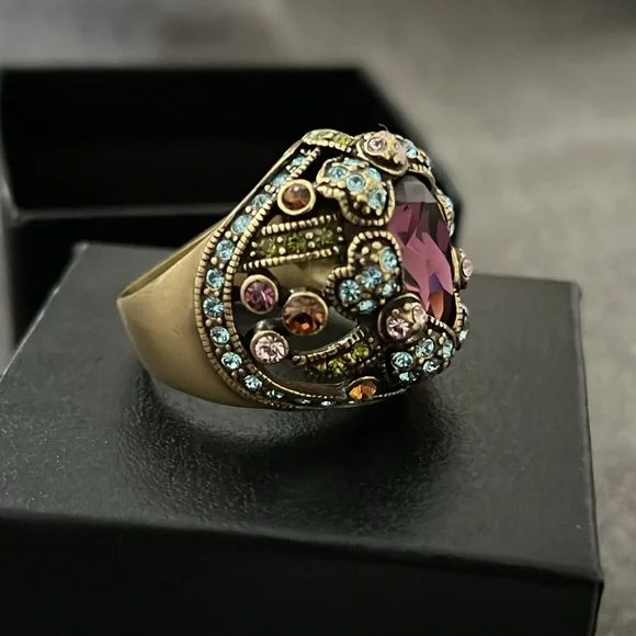 Heidi Daus Teardrop Amethyst Crystal Studded Statement Ring-10.5 - Picture 3 of 11